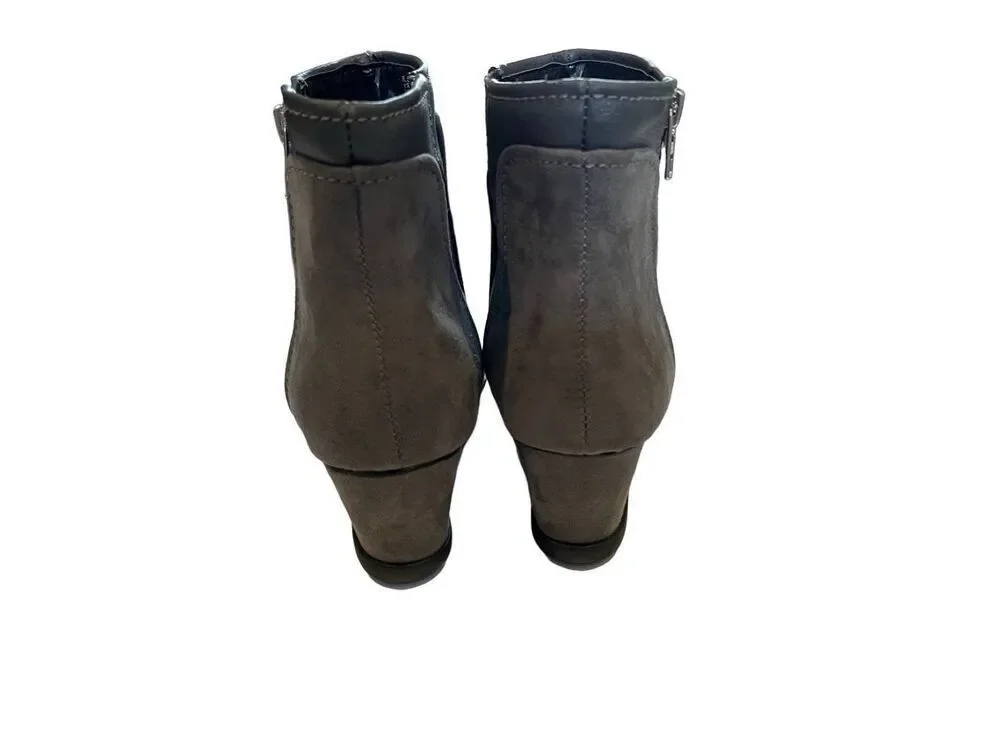 AEROSOLES nwot gray